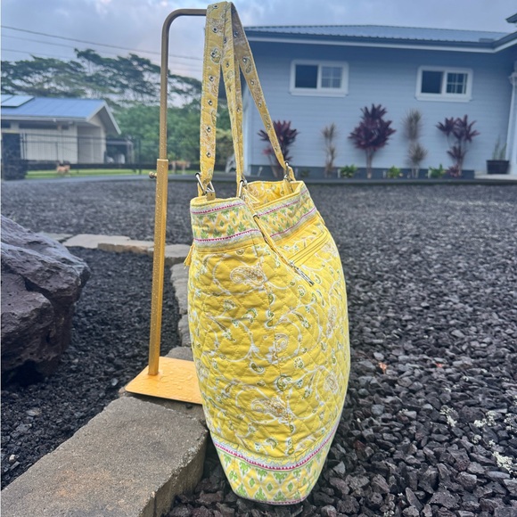 Americana by Sharif Yellow Quilted Tote Bag Paisley Print - Picture 5 of 12